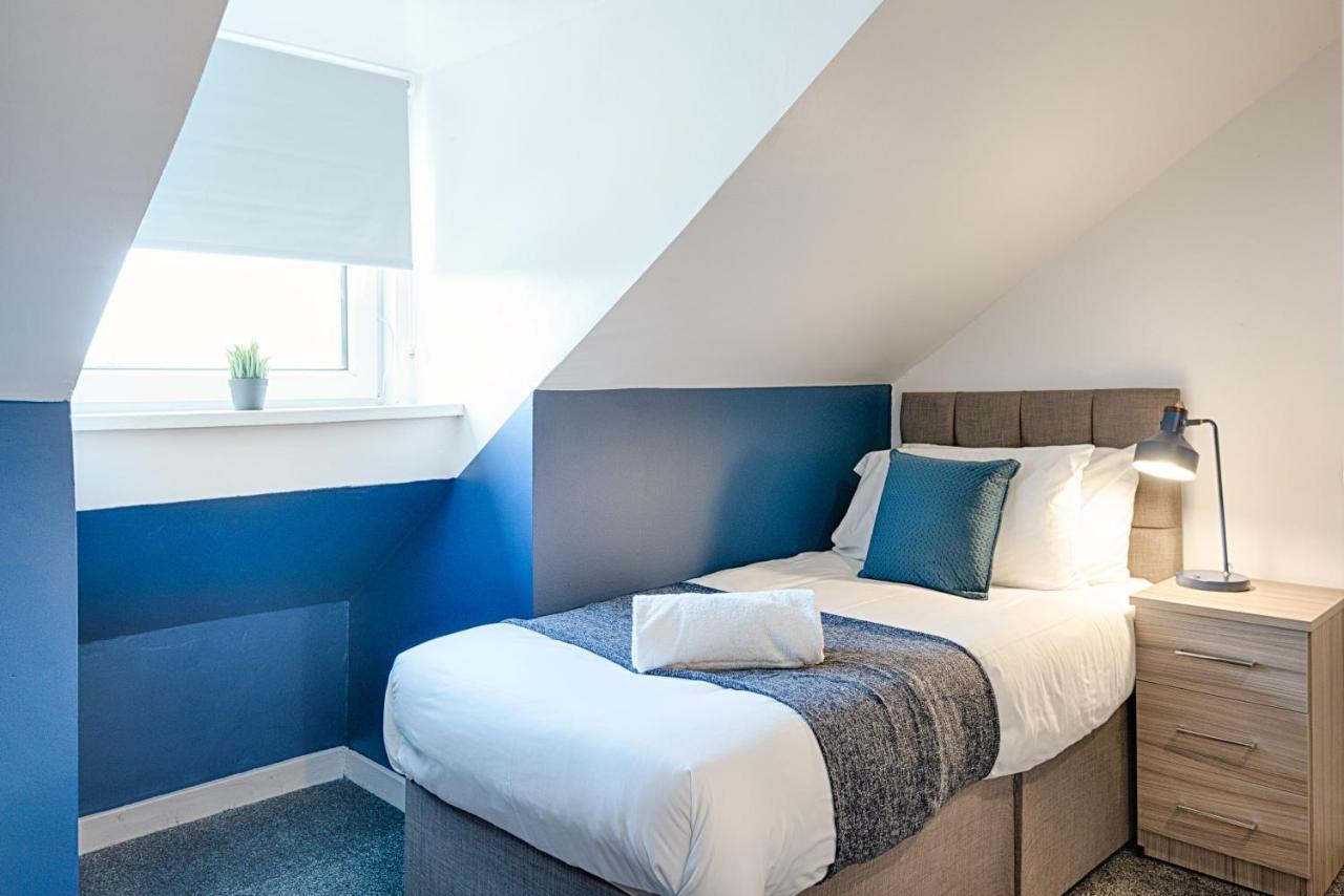 City Centre, 4Rm'S, With Smart Tv'S Parking Swansea Bagian luar foto