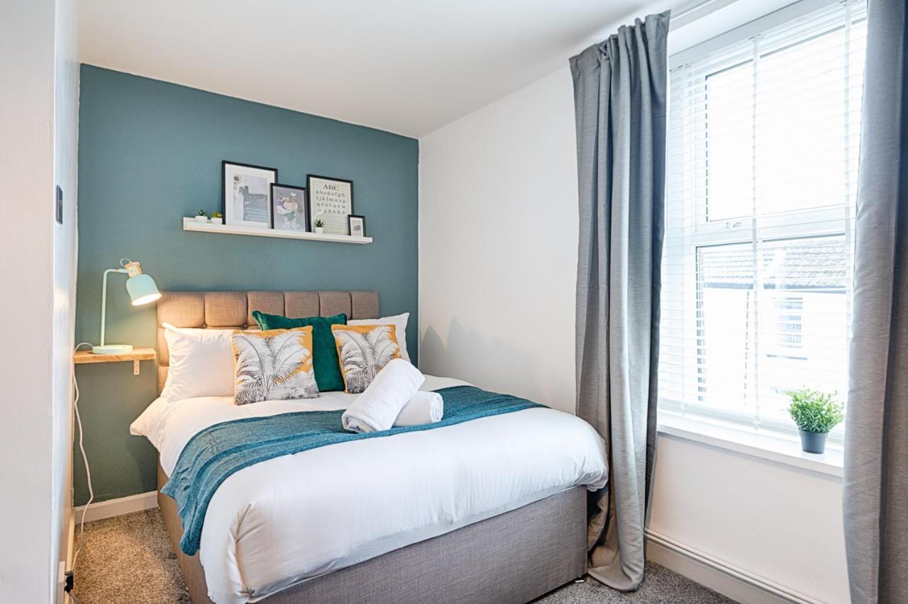 City Centre, 4Rm'S, With Smart Tv'S Parking Swansea Bagian luar foto