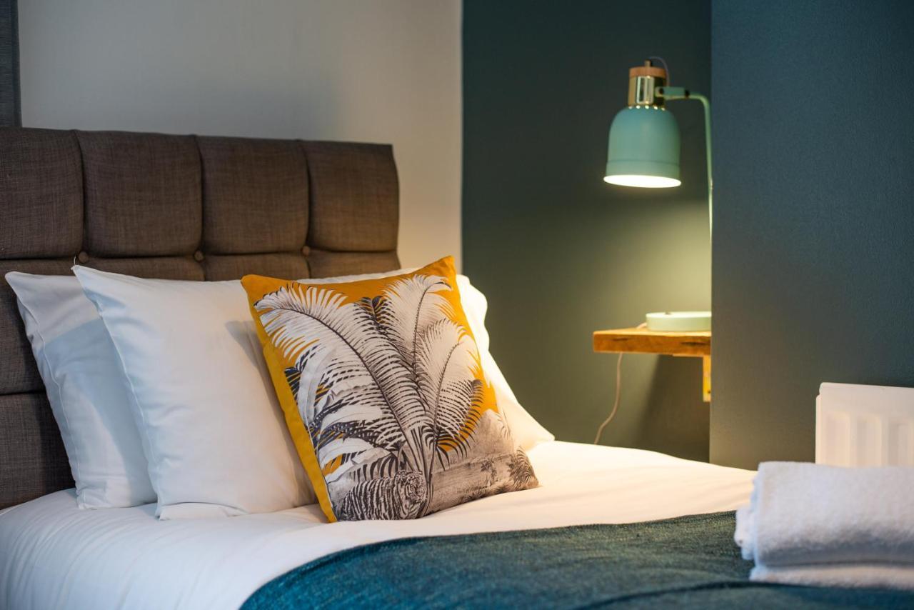 City Centre, 4Rm'S, With Smart Tv'S Parking Swansea Bagian luar foto